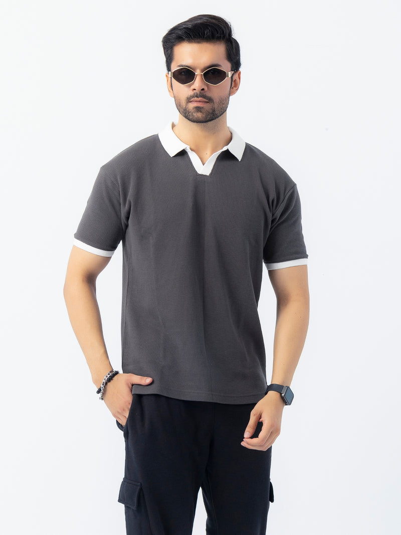 Men’s Classic Thermal Knit Contrast Collar Polo Shirt – Charcoal Gray