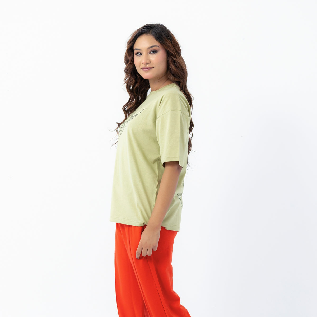 Unisex Venturous Bird Graphic Oversized Drop T-Shirt