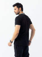 Men’s Signature Embroidered Contrast Neck Henley T-Shirt