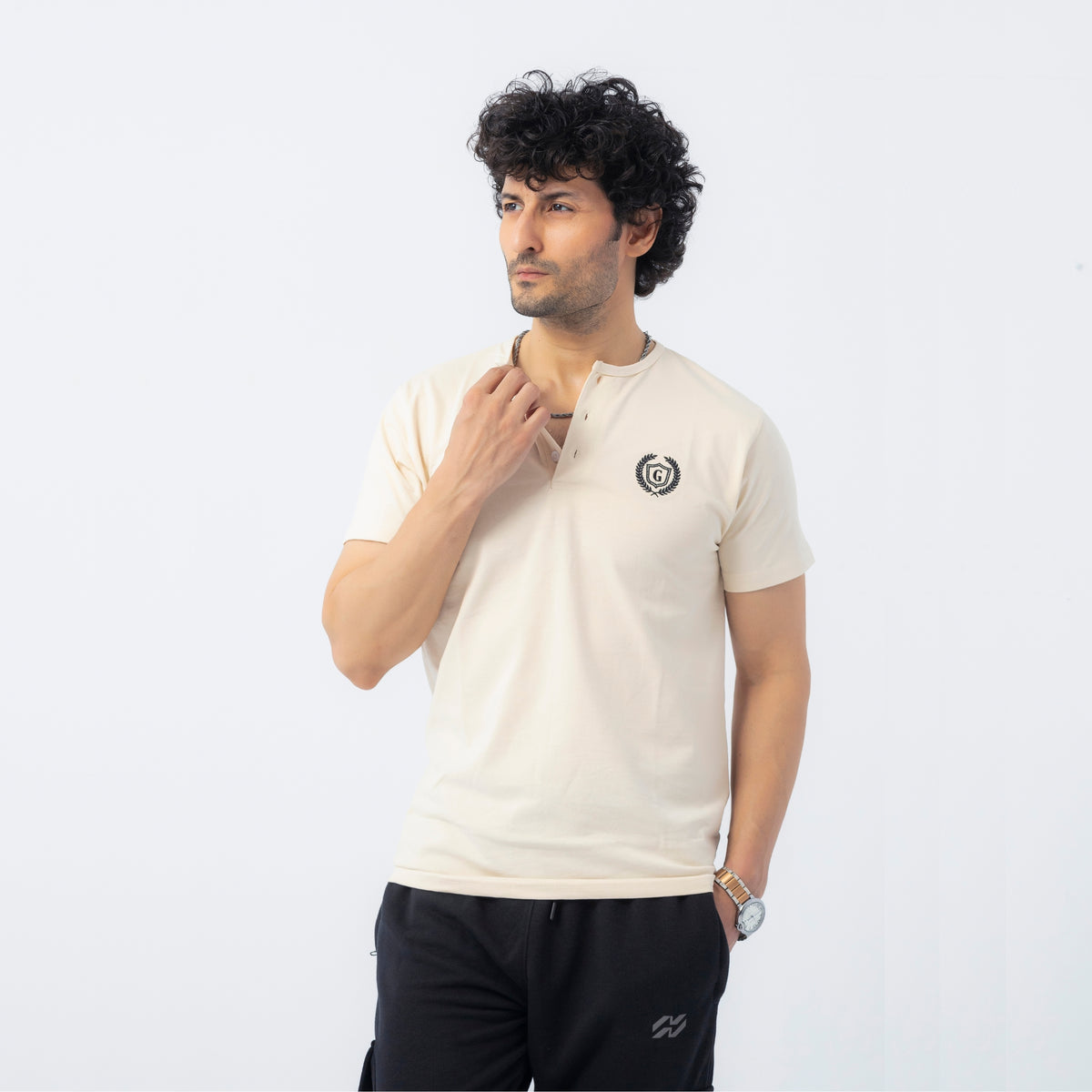 Men's Signature Emb. Henley Tee Shirt - Skin